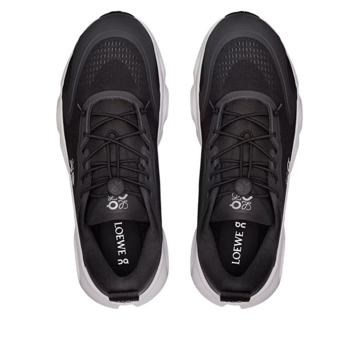 On Running Cloudsolo LOEWE Black White (W) - женская сетка размеров On Running Cloudsolo LOEWE Black White (W) - женская сетка размеров