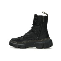 Dr. Martens DMXL 8-Eye Boot Black