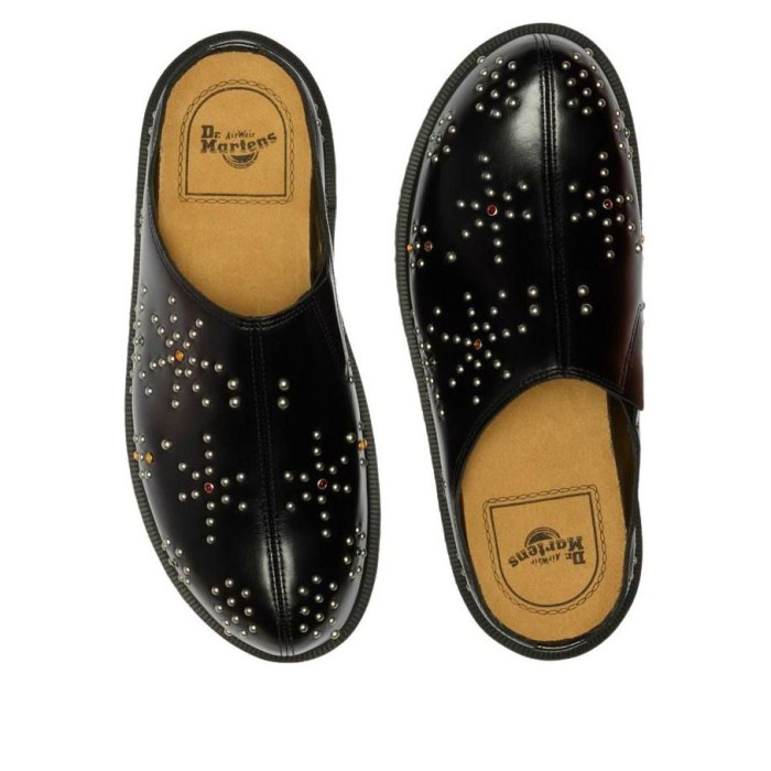 Dr. Martens San Leather Studded Mules Black Analine - мужская сетка размеров Dr. Martens San Leather Studded Mules Black Analine - мужская сетка размеров