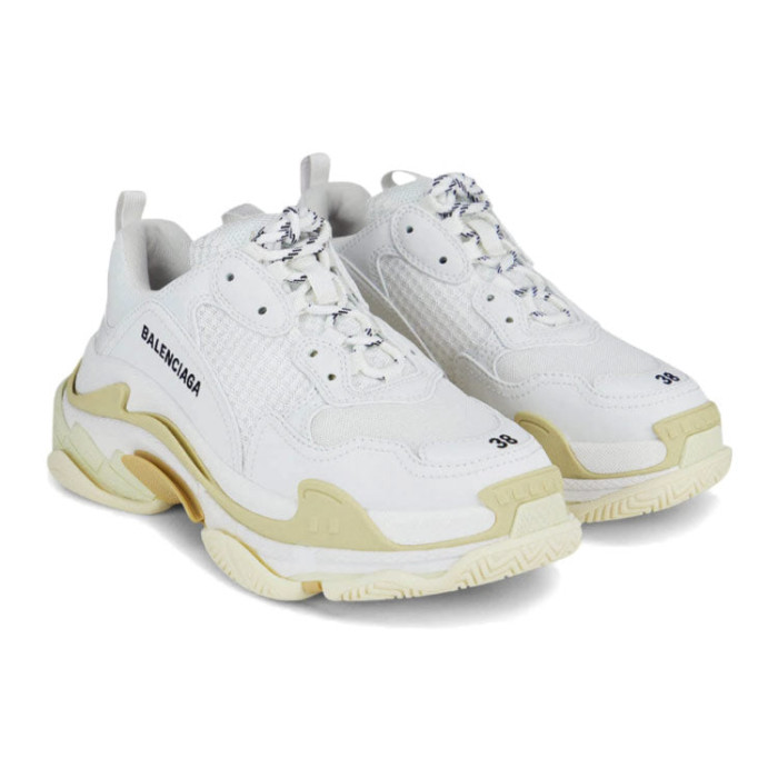 Balenciaga Triple S White (2021) (W) - женская сетка размеров Balenciaga Triple S White (2021) (W) - женская сетка размеров