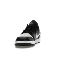 Jordan 1 Low Black Summit White