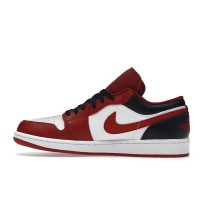 Jordan 1 Low Bulls
