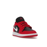 Подростковые Jordan 1 Low Black Very Berry (GS)