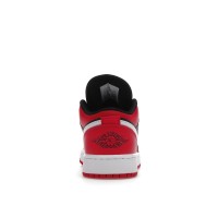 Подростковые Jordan 1 Low Black Very Berry (GS)