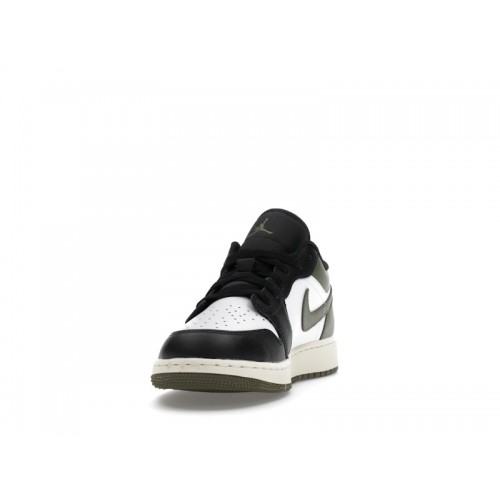 Кроссы Jordan 1 Low Black Toe Medium Olive (GS) - подростковая сетка размеров