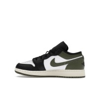 Подростковые Jordan 1 Low Black Toe Medium Olive (GS)
