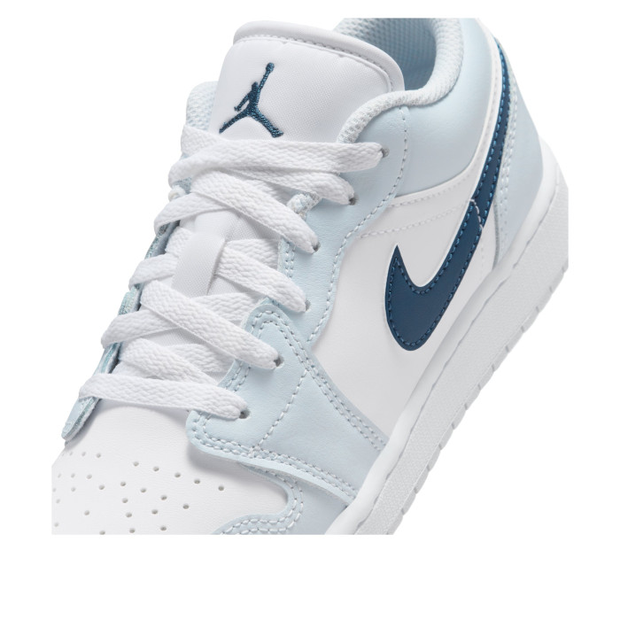 Jordan 1 Low White Aura Squadron Blue (GS) - подростковая сетка размеров Jordan 1 Low White Aura Squadron Blue (GS) - подростковая сетка размеров