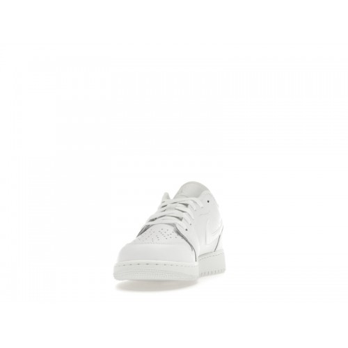 Кроссы Jordan 1 Low Triple White (2023) (GS) - подростковая сетка размеров