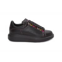 Женские Alexander McQueen Oversized Black Rainbow Eyelets (W)