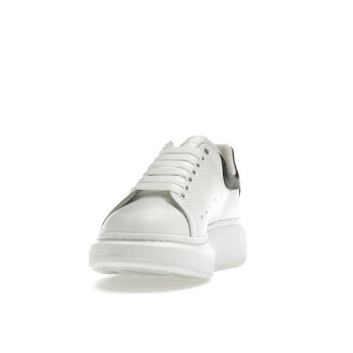 Кроссы Alexander McQueen Oversized White Metallic - мужская сетка размеров