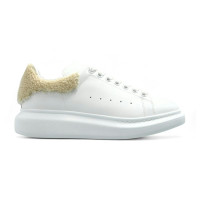 Женские Alexander McQueen Oversized White Beige Plush