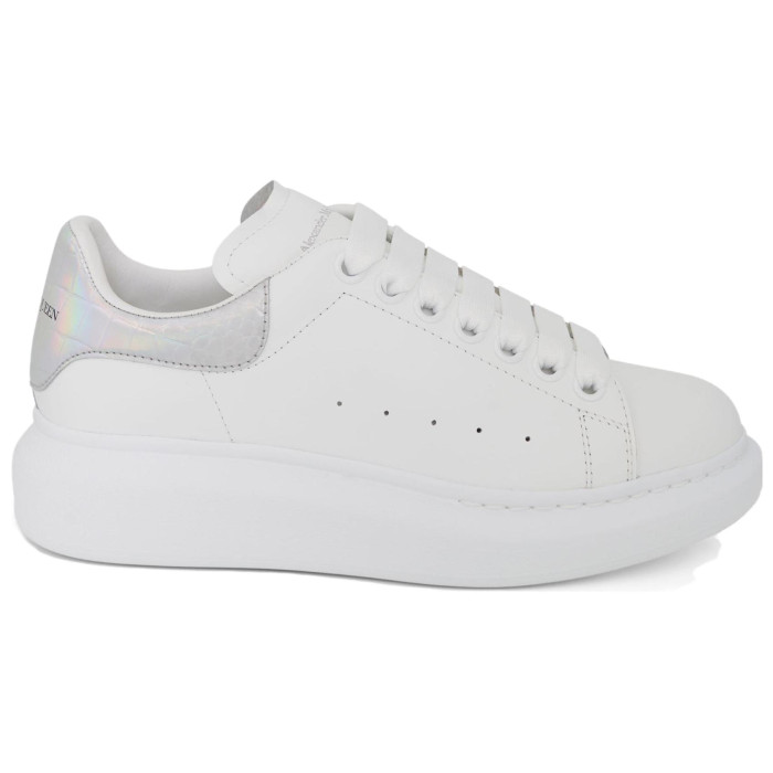 Alexander McQueen Wmns Oversized Sneaker White Iridescent - женская сетка размеров Alexander McQueen Wmns Oversized Sneaker White Iridescent - женская сетка размеров