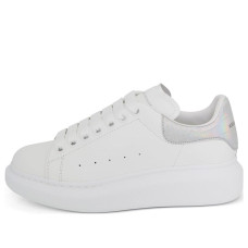 Женские Alexander McQueen Oversized White Iridescent Heel Tab (W)