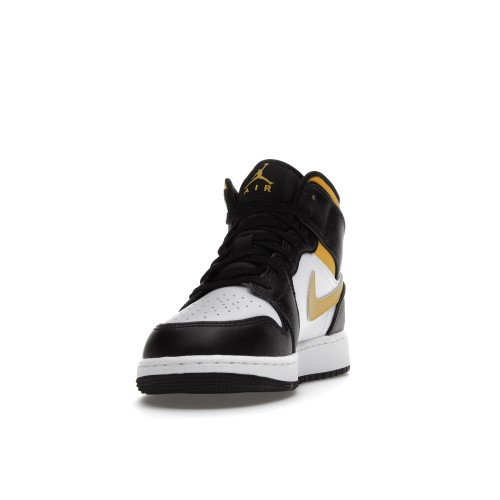 Кроссы Jordan 1 Mid White Pollen Black (GS) - подростковая сетка размеров