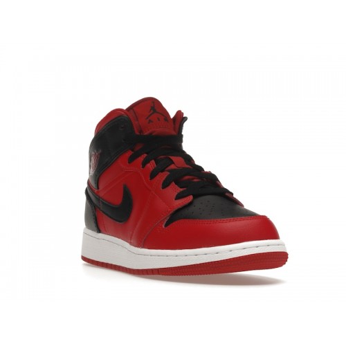 Кроссы Jordan 1 Mid Reverse Bred (2021) (GS) - подростковая сетка размеров