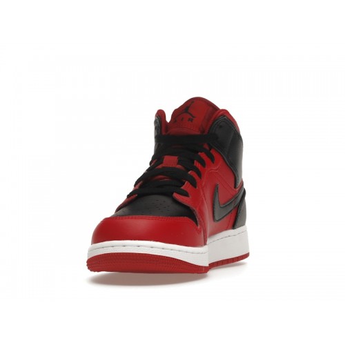 Кроссы Jordan 1 Mid Reverse Bred (2021) (GS) - подростковая сетка размеров
