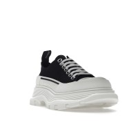 Женские Alexander McQueen Tread Slick Low Lace Up Black White (W)
