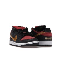 Кроссовки Nike SB Dunk Low Walk of Fame Brooklyn Projects
