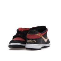 Кроссовки Nike SB Dunk Low Walk of Fame Brooklyn Projects