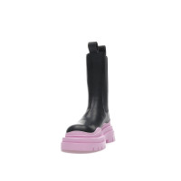Женские Bottega Veneta Tire Chelsea Boot Black Gloss (W)