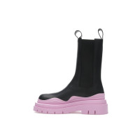 Женские Bottega Veneta Tire Chelsea Boot Black Gloss (W)