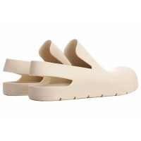 Женские Bottega Veneta Rubber Slingback Puddle Shoe White (W)
