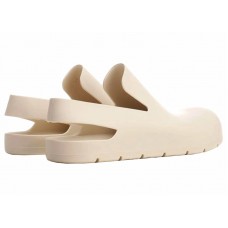 Женские Bottega Veneta Rubber Slingback Puddle Shoe White (W)