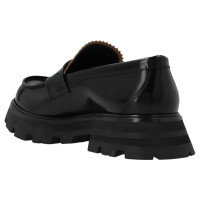 Женские Alexander McQueen Wander Loafer Black (W)