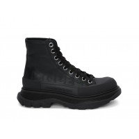 Женские кроссовки Alexander McQueen Tread Slick Boot Graffiti Black Black (W)