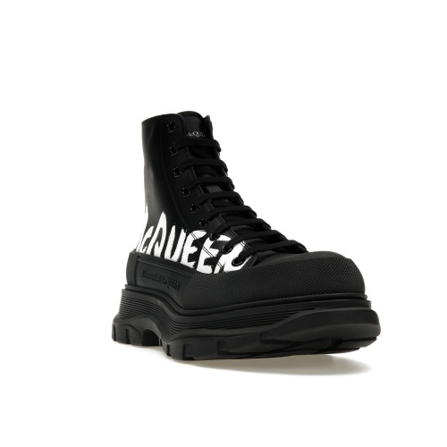 Кроссы Alexander McQueen Tread Slick Boot Leather Graffiti Black White - мужская сетка размеров