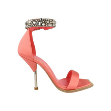 Женские Alexander McQueen Crystal-Cuff Stiletto Heels Coral Crystal Silver (W)