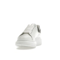 Женские кроссовки Alexander McQueen Oversized White Metallic (W)
