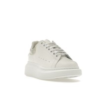 Женские кроссовки Alexander McQueen Oversized White Croc (W)