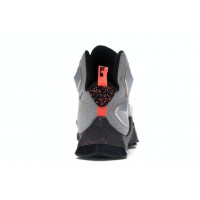Кроссовки Nike LeBron 13 Lava