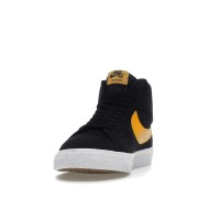Кроссовки Nike SB Zoom Blazer Mid Black University Gold
