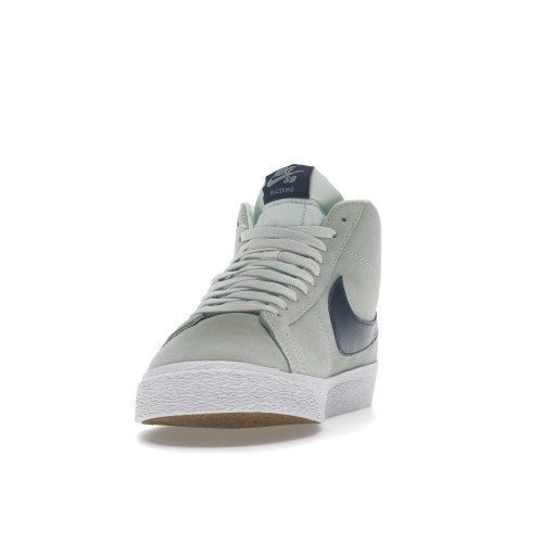 Мужские кроссовки Nike SB Blazer Mid Barely Green