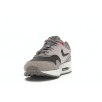 Кроссовки Nike Air Max 1 Cut Out Swoosh Moon Particle