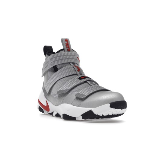 Кроссы Nike LeBron Zoom Soldier 11 Silver Bullet - мужская сетка размеров