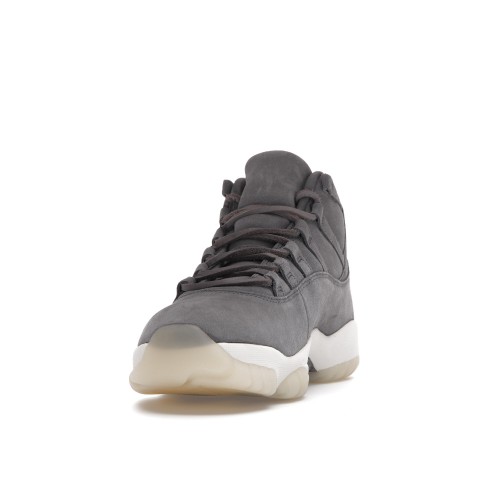 Кроссы Jordan 11 Retro Pinnacle Grey Suede - мужская сетка размеров