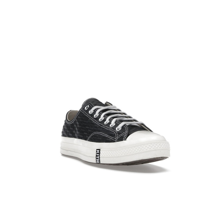 Kith x Converse Chuck 70 Low Black Monogram - мужская сетка размеров Kith x Converse Chuck 70 Low Black Monogram - мужская сетка размеров