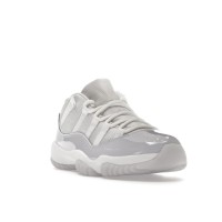 Женские кроссовки Jordan 11 Retro Low Pure Violet (W)