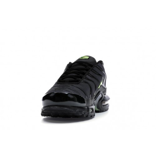 Кроссы Nike Air Max Plus Black Volt Glow - мужская сетка размеров