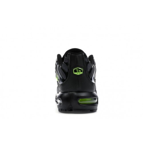 Кроссы Nike Air Max Plus Black Volt Glow - мужская сетка размеров