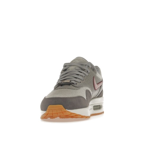 Кроссы Nike Air Max 1 Paris Bespoke (W) - женская сетка размеров