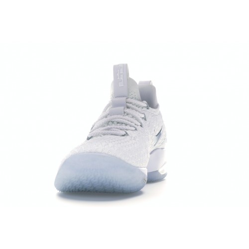 Кроссы Nike LeBron 15 Low White Metallic Silver - мужская сетка размеров