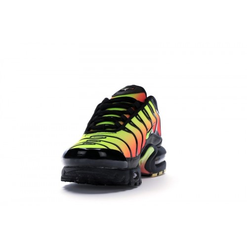 Кроссы Nike Air Max Plus Black Volt Solar Red (W) - женская сетка размеров