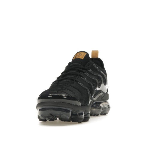 Кроссы Nike Air VaporMax Plus Black Metallic Gold Anthracite - мужская сетка размеров