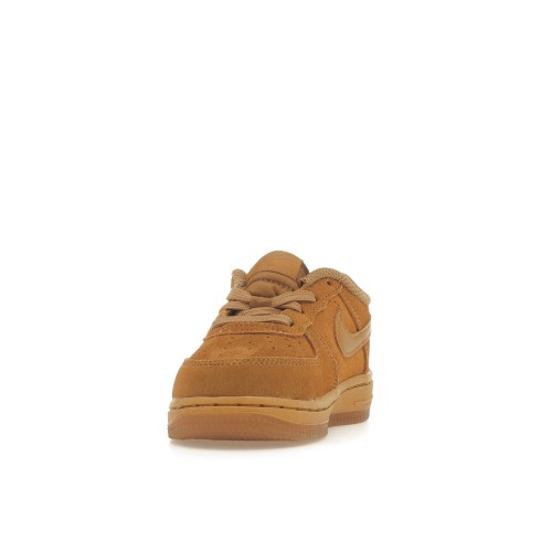 Кроссы Nike Air Force 1 Low LV8 3 Wheat (2019) (TD) - детская сетка размеров