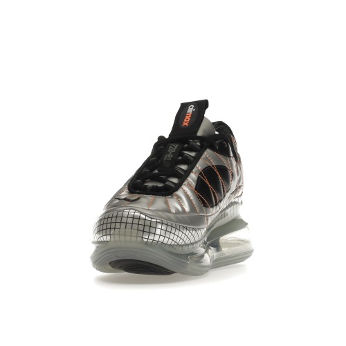 Кроссы Nike MX 720 818 Metallic Silver Total Orange (W) - женская сетка размеров