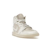 Женские Jordan 1 Mid Legend Light Brown (W)